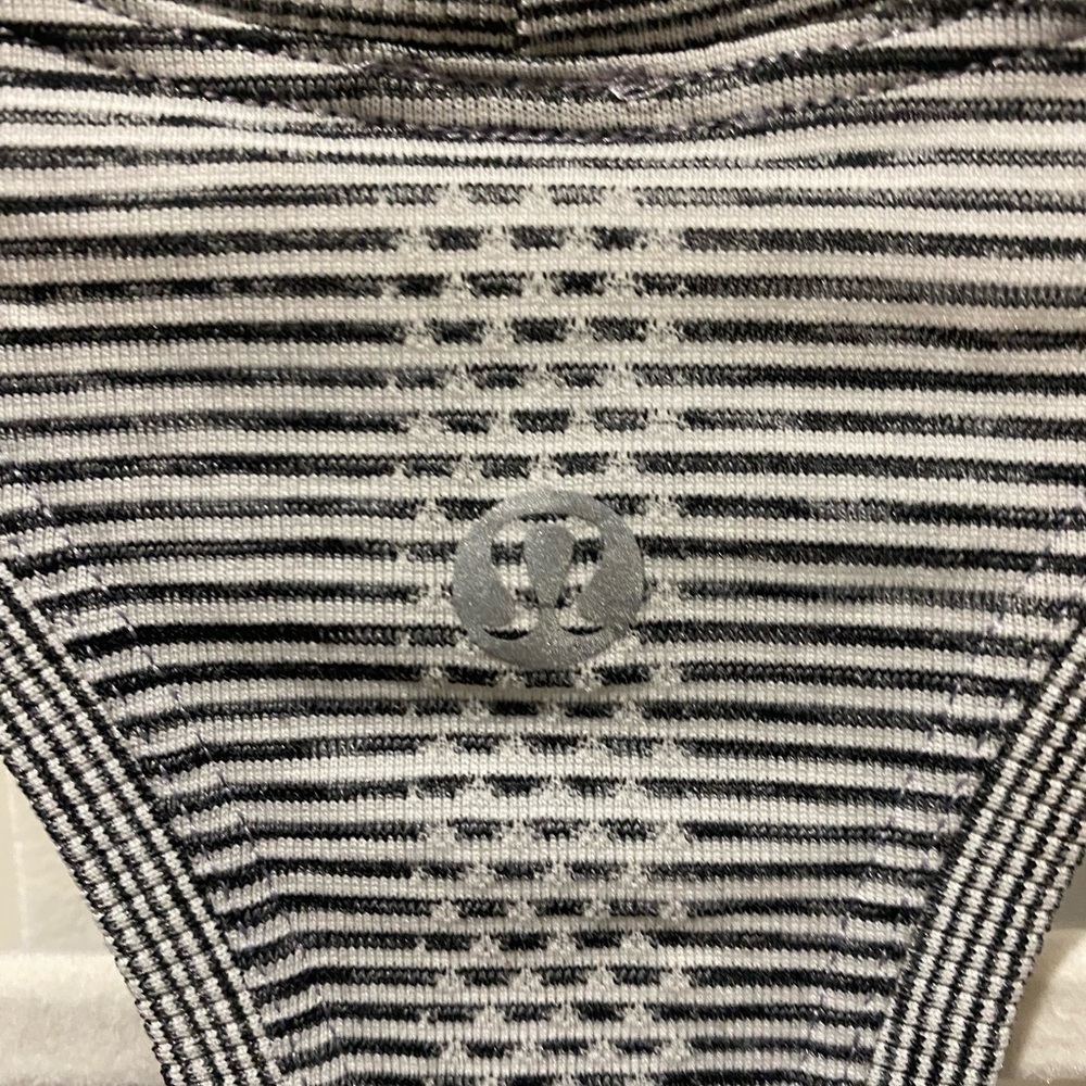 Lululemon Swiftly Tech Racerback Tank - Picture 2 of 4